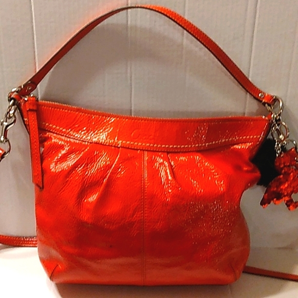 RARE 2011 COACH Soho Bright Red Pleated Convertible Patent Hobo Crossbody Hobo - Picture 10 of 16